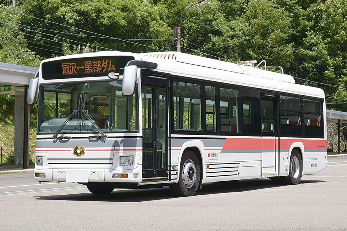 関電トンネル電気バス
