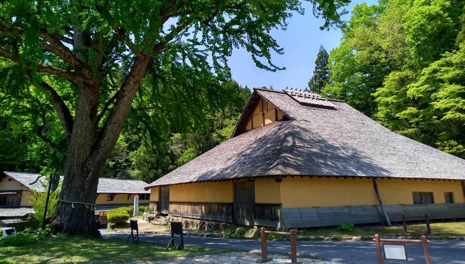 菅谷高殿/山内生活伝承館外観①