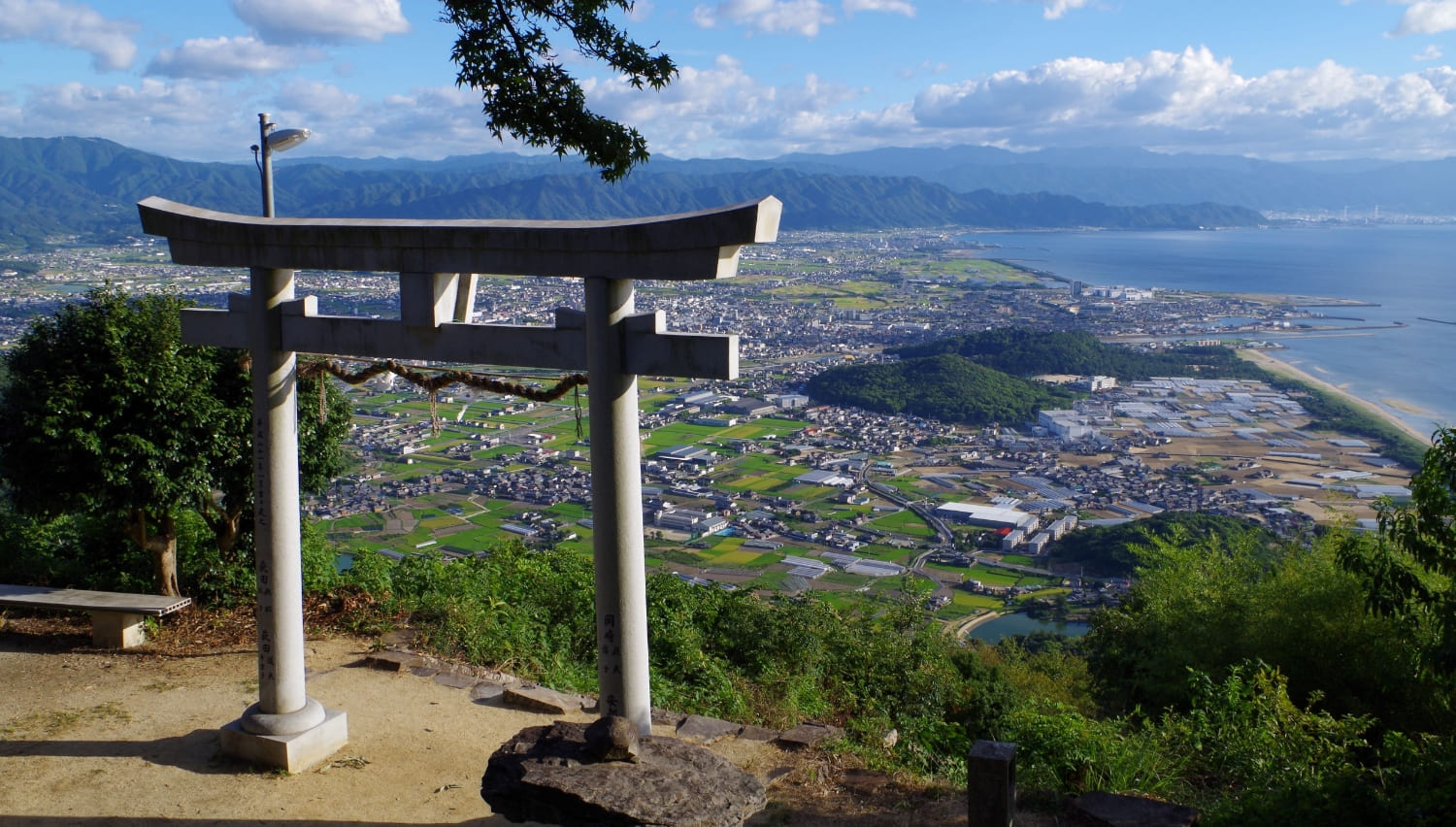 高屋神社（本宮/天空の鳥居）