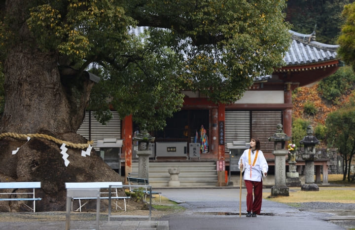 69番札所「神恵院」本堂