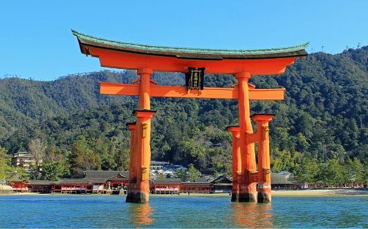 厳島神社