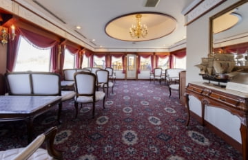 特別室イサベラ(有料席)