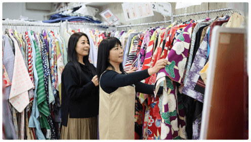 大正ロマン衣装（愛和服）で街歩き