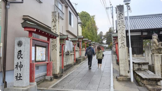 艮（ウシトラ）神社